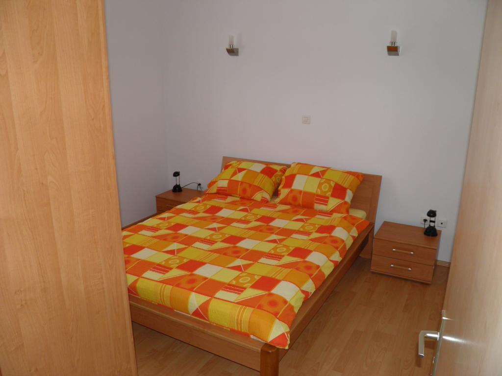 Apartmani Galeb Biograd Na Moru Exterior foto